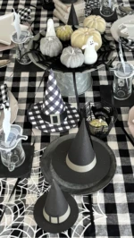 #ハロウィンレッスン  スタートしました☺️
モノクロハロウィンにしてみましたよ  #横浜パン教室 
#はまくま 
#はまくまパン 
#自宅パン教室 
#パン教室 
#ハロウィンテーブルコーディネート 
#halloweentableideas #halloweenpapercrafting