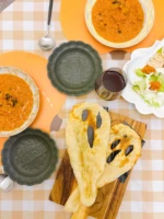 #ハロウィンのパン
#お化けパン  9月のレッスンでご紹介したピザ生地
解凍してナンにしました  #ハロウィンご飯
#横浜パン教室